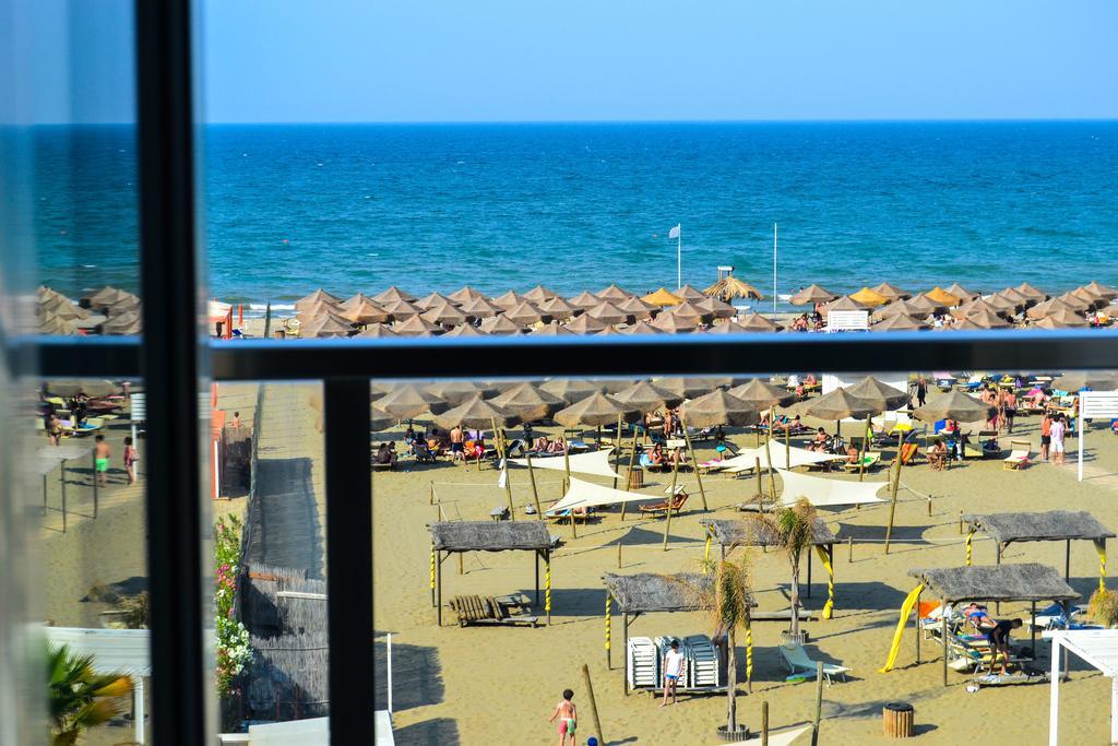Bed and Breakfast Sottosopra Маргерита-ди-Савойя Экстерьер фото